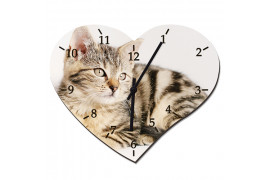 Horloge forme coeur en fibres dures (MDF) 24,5 x 20 cm (vendu à l'unité)